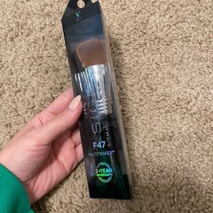 Sigma multi tasker brush